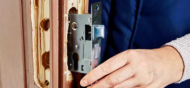 Garage Door Lock Replacement Holly Springs